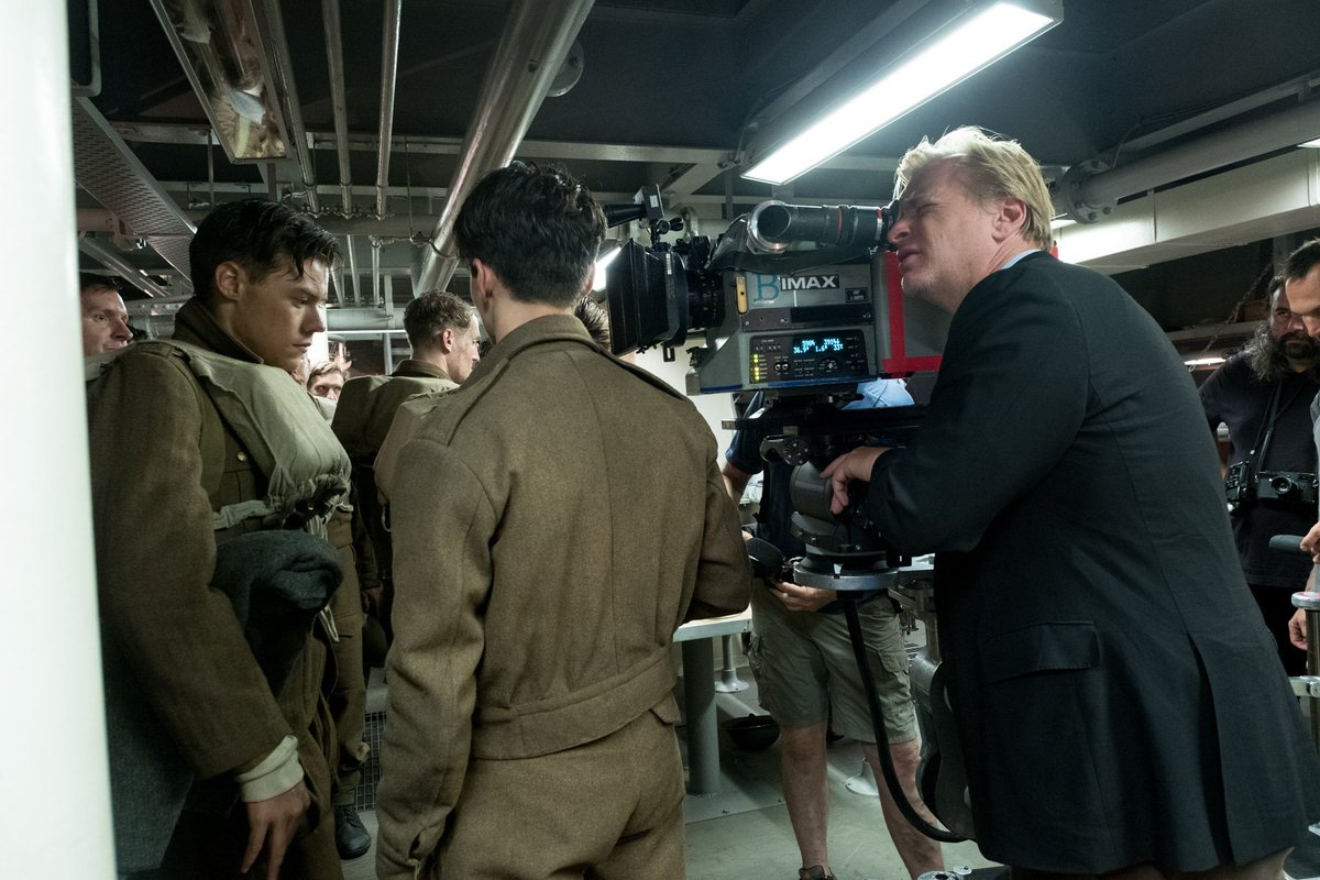 Christopher Nolan e Harry Styles sul set di Dunkirk.