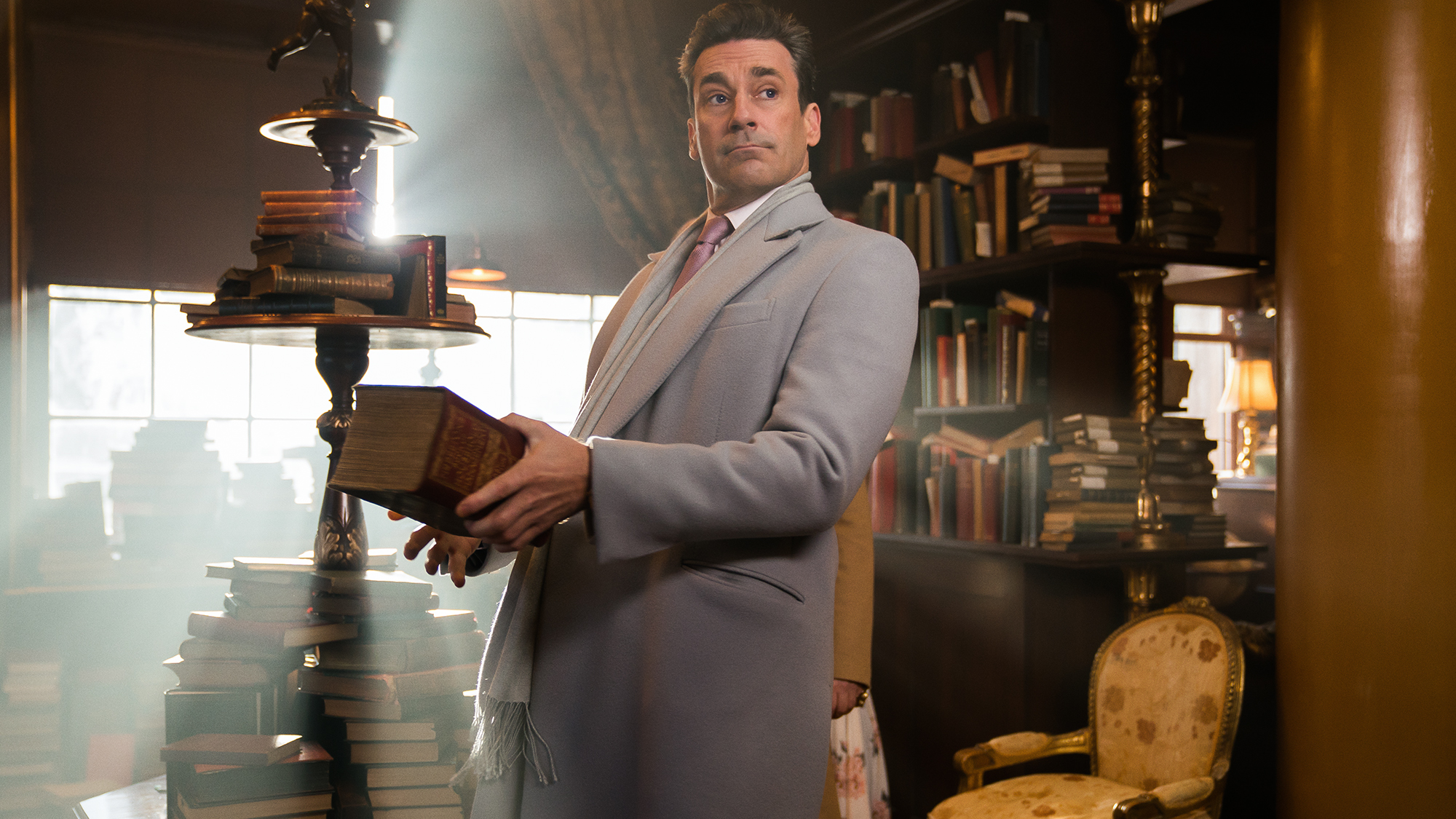 Good Omens: una scena della serie con Michael Sheen e David Tennant