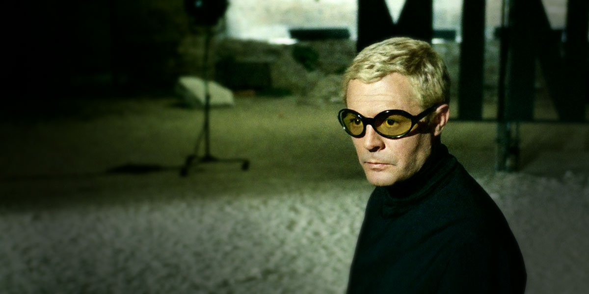 Marcello Mastroianni in La Decima Vittima. Uno dei film preferiti di Max Casacci Marcello Mastroianni in La Decima Vittima. Uno dei film preferiti di Max Casacci
