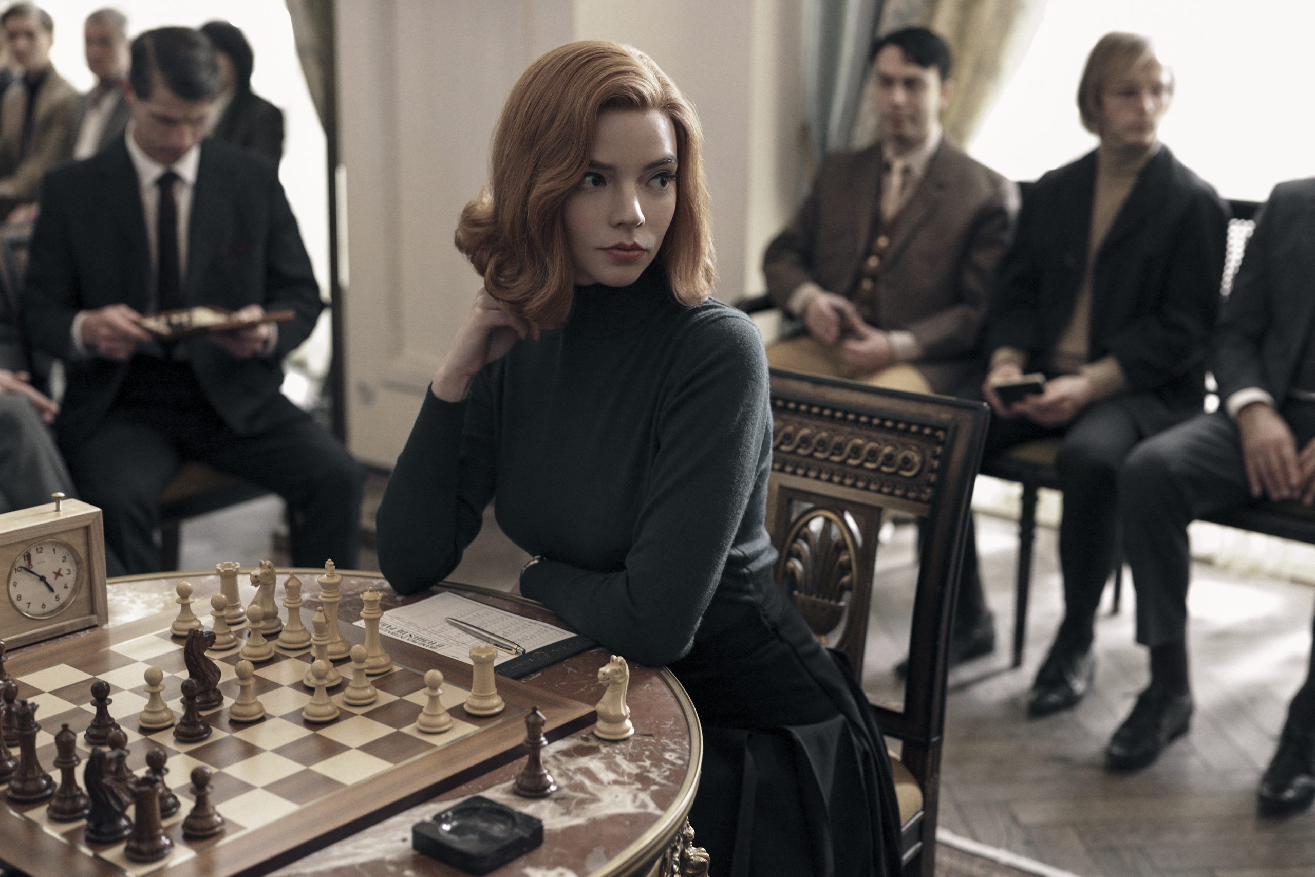 Anya Taylor è Beth Harmon