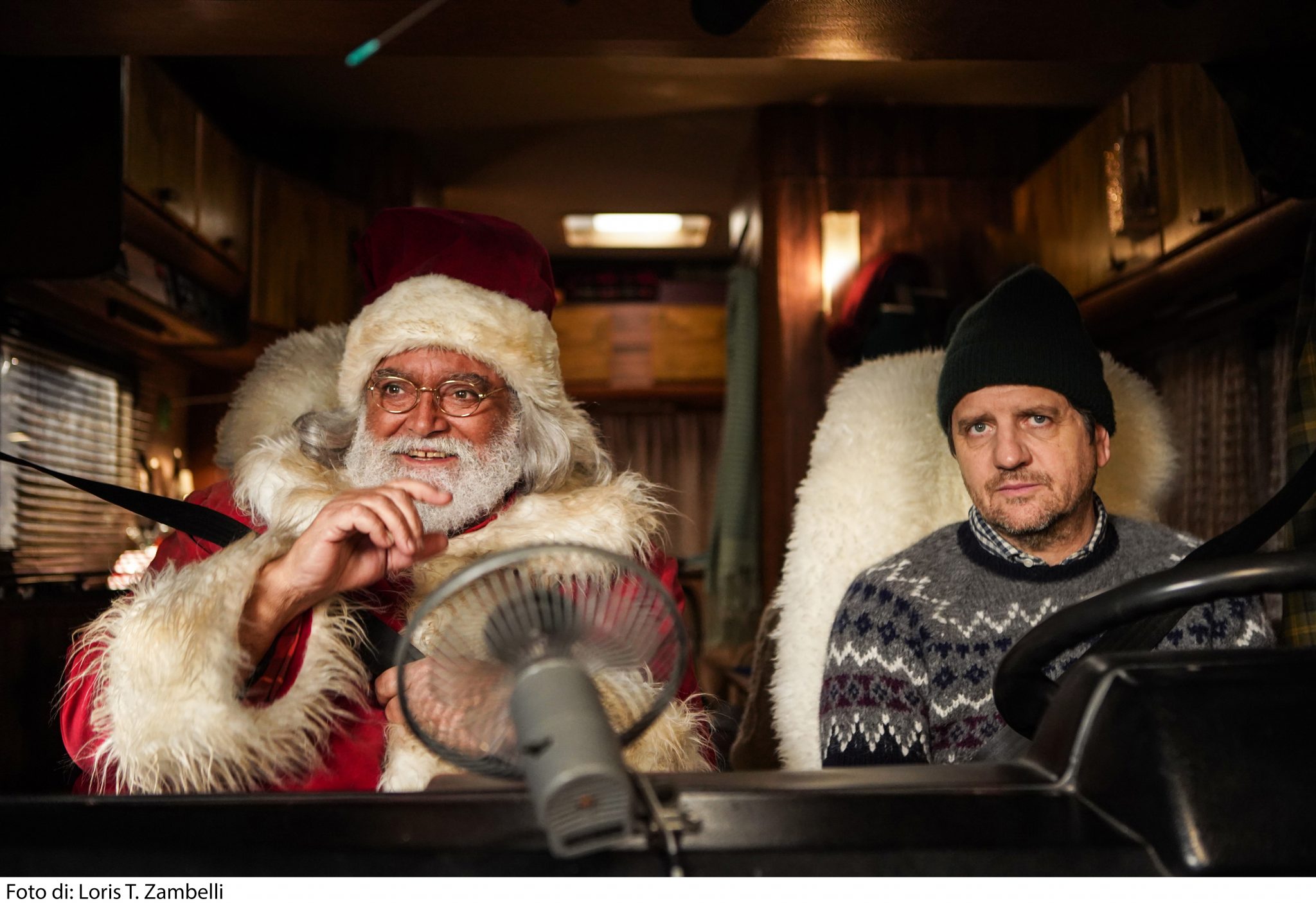 10 Giorni con Babbo Natale La recensione del film con Fabio De Luigi 10 Giorni con Babbo Natale La recensione del film con Fabio De Luigi