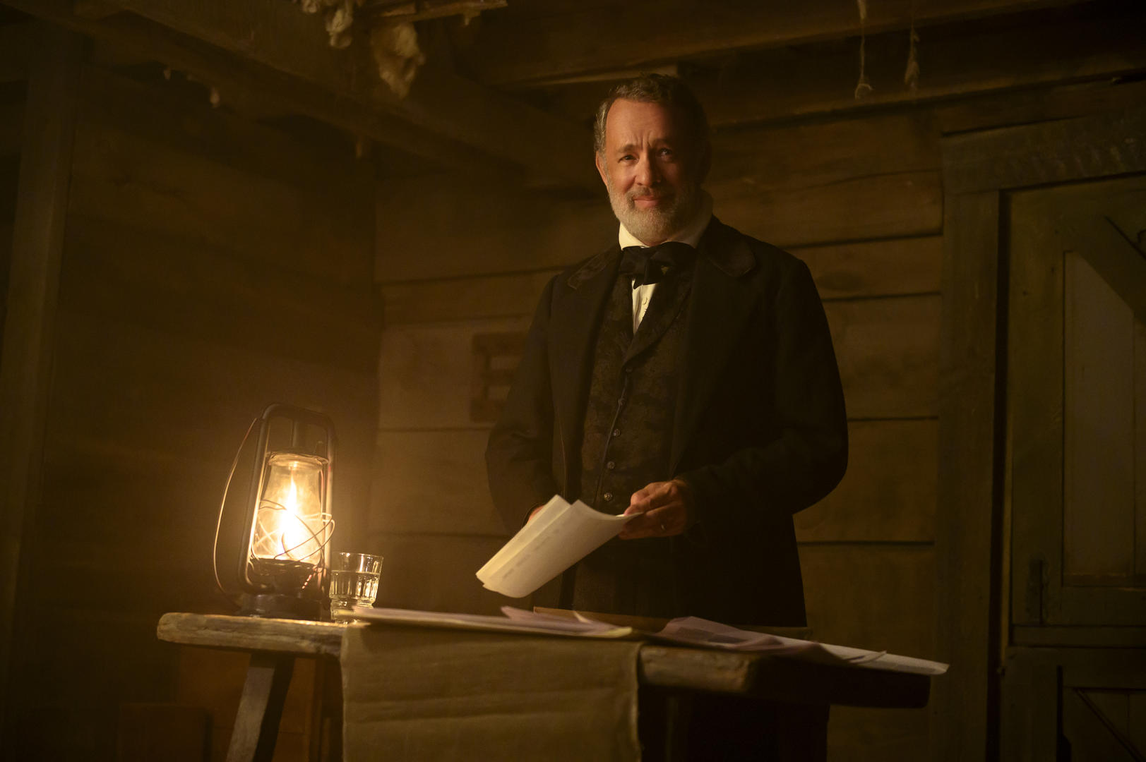 Tom Hanks è Jefferson Kyle Kidd in Notizie dal Mondo