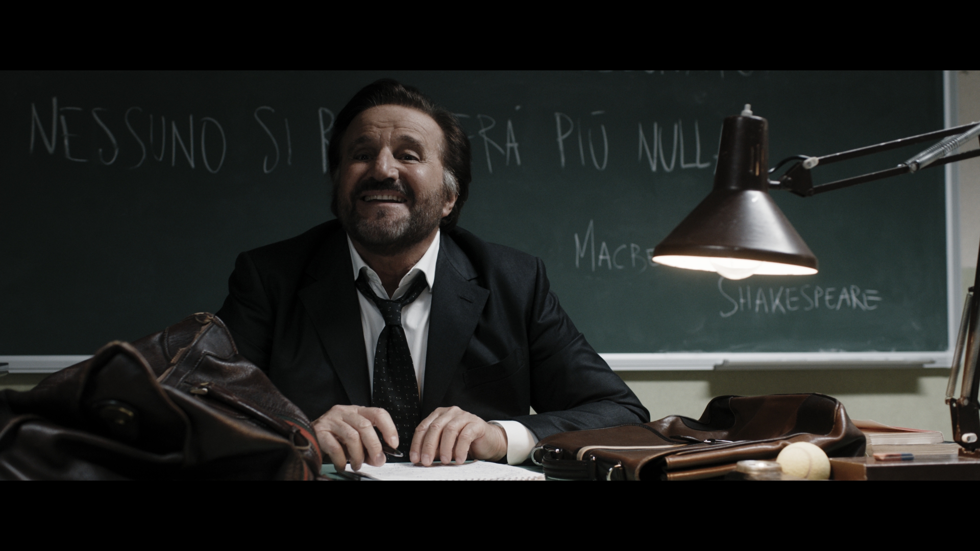 Christian De Sica in Comedians