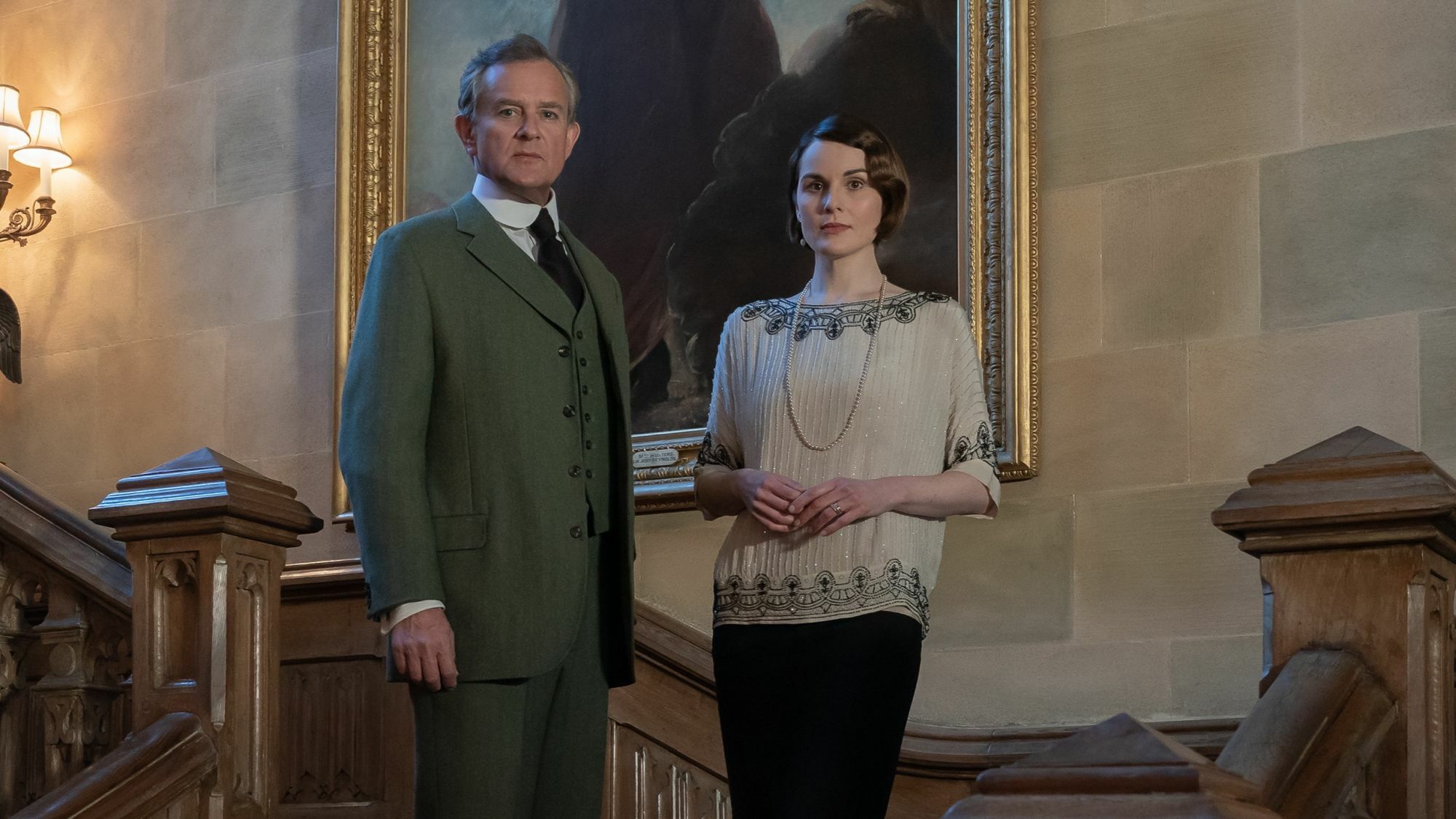 Hugh Bonneville e Michelle Dockery in una foto da Downton Abbey II - Una nuova era