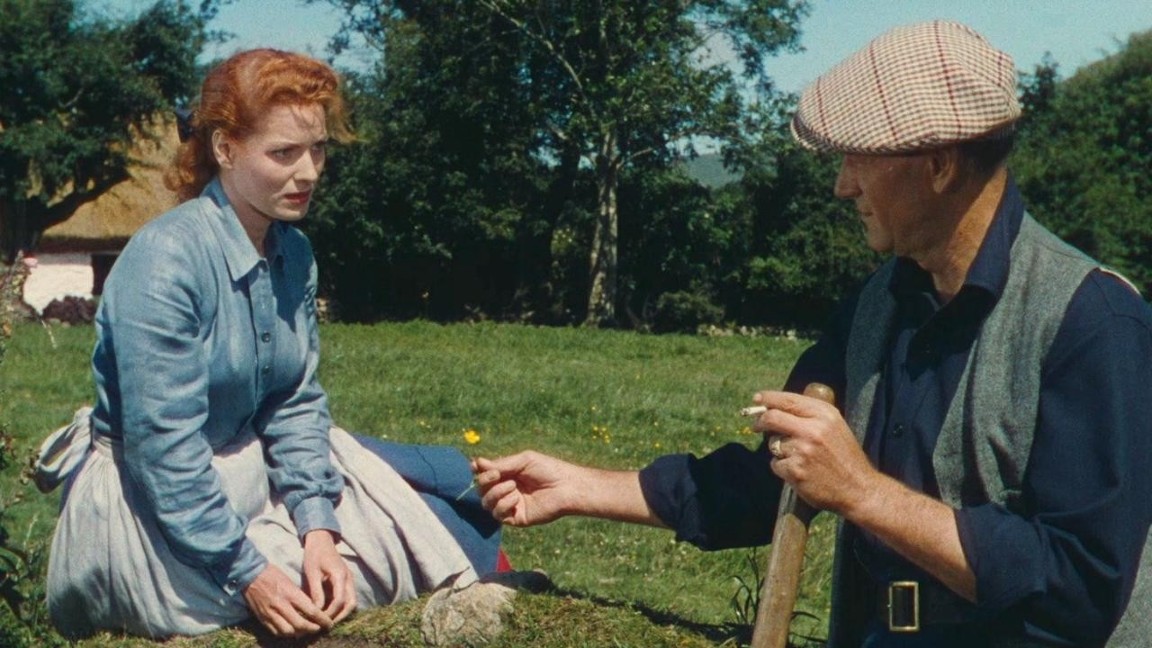 John Wayne e Maureen O'Hara in una scena de Un uomo tranquillo