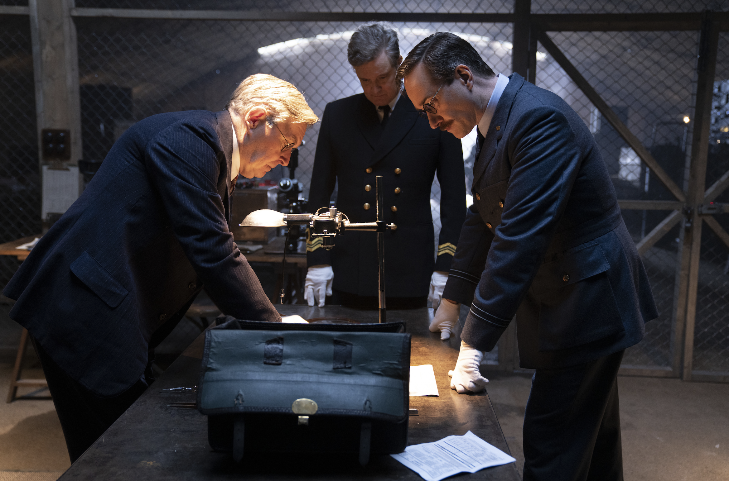 Matthew Macfadyen e Colin Firth in L'Arma dell'Inganno – Operazione Mincemeat