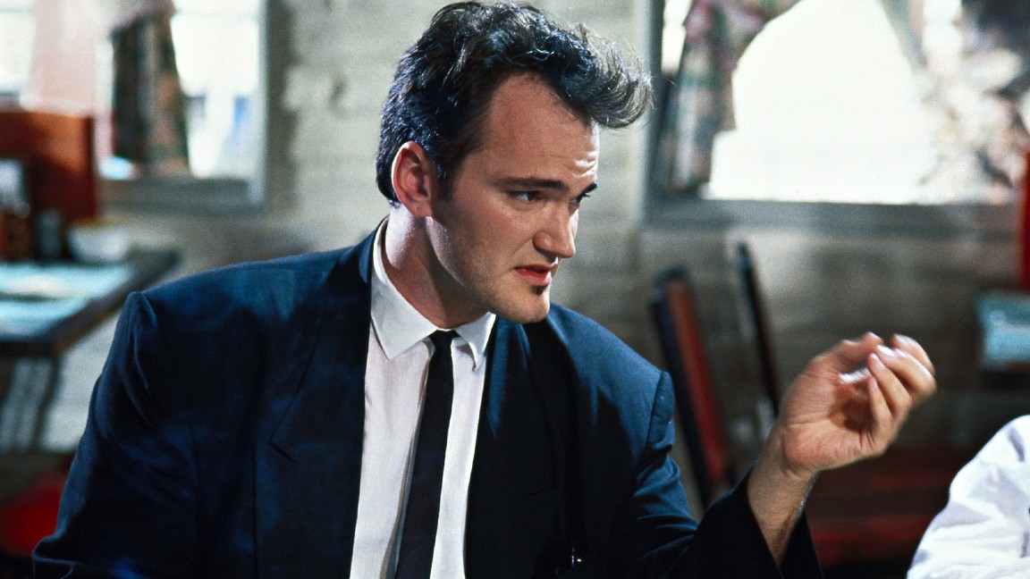 Quentin Tarantino è Mr. Brown in una scena de Le iene