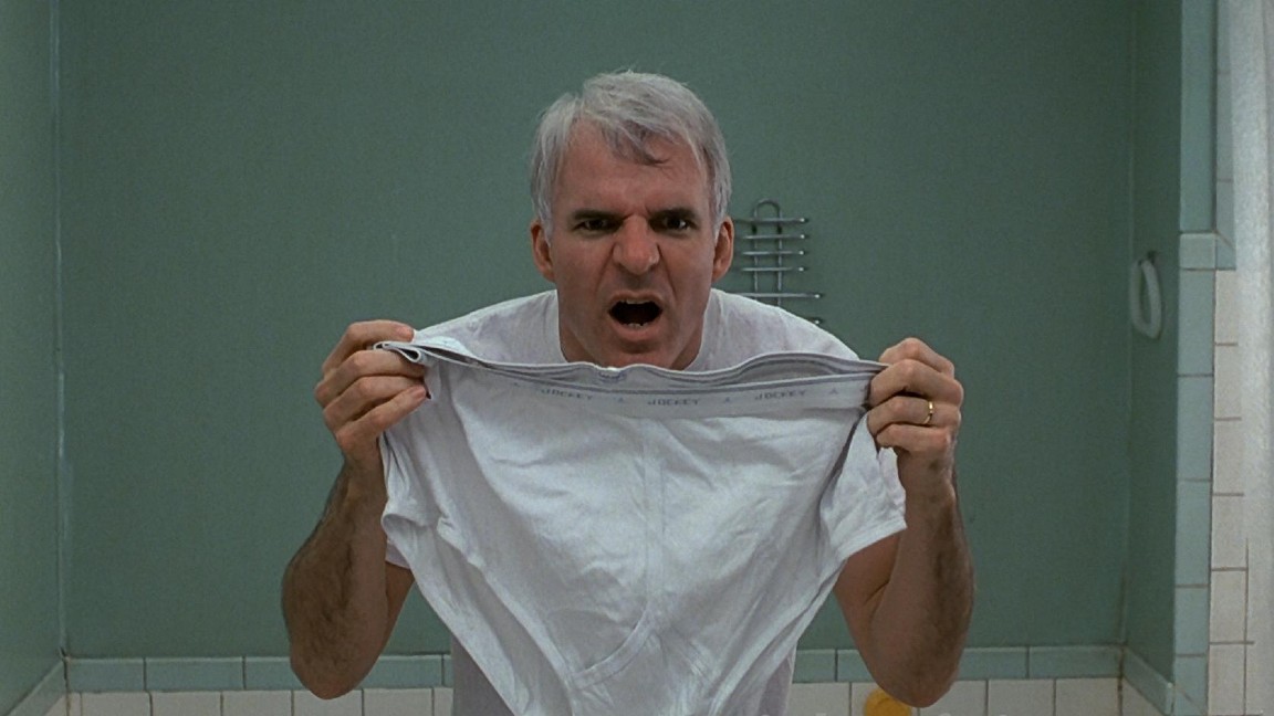 Steve Martin è Neal Page in una scena di Un biglietto in due