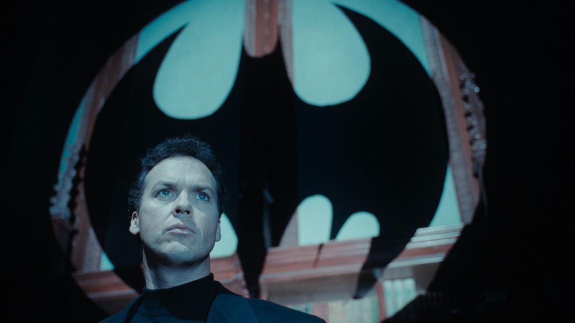 Michael Keaton veste nuovamente i panni di Bruce Wayne/Batman dopo il film del 1989