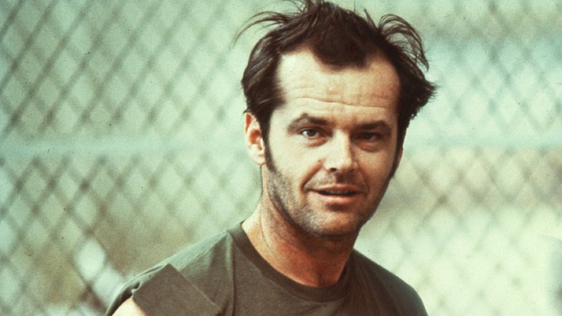 Jack Nicholson è Randy McMurphy in una scena de Qualcuno volò sul nido del cuculo