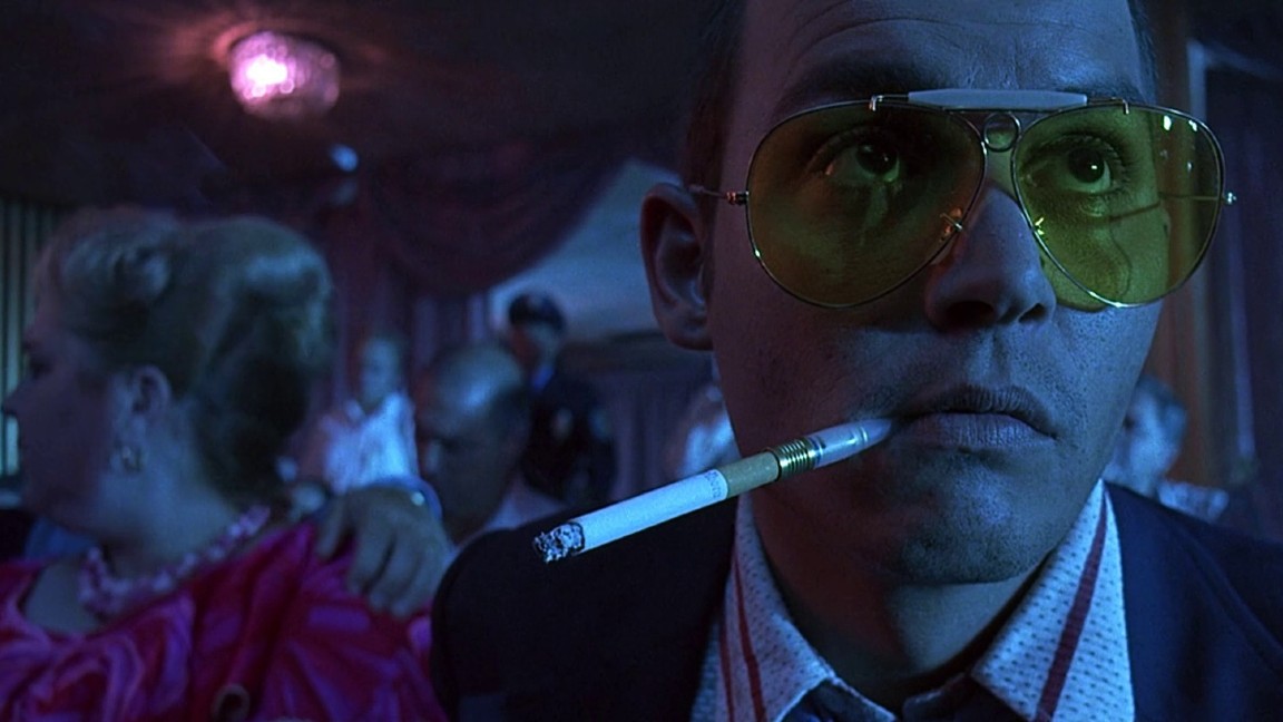 Johnny Depp è Raoul Duke in una scena di Paura e delirio a Las Vegas