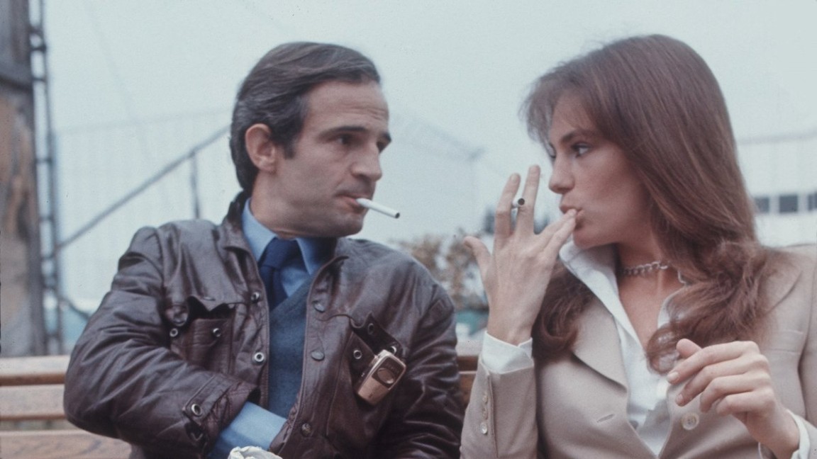 François Truffaut e Jacqueline Bisset in una scena del film