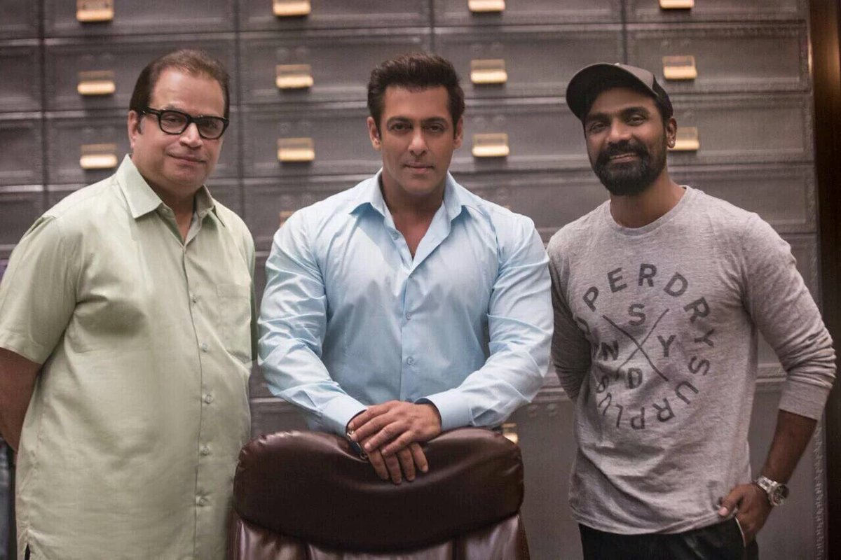 Bobby Deol, Salman Khan and Daisy Shah on Race 3 set.