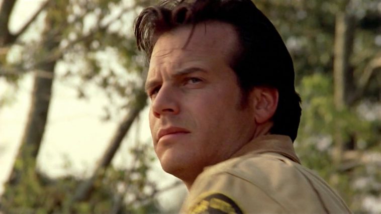 Bill Paxton in a scene from One False Move.